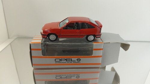 Gama opel kadett gsi - 1:43,